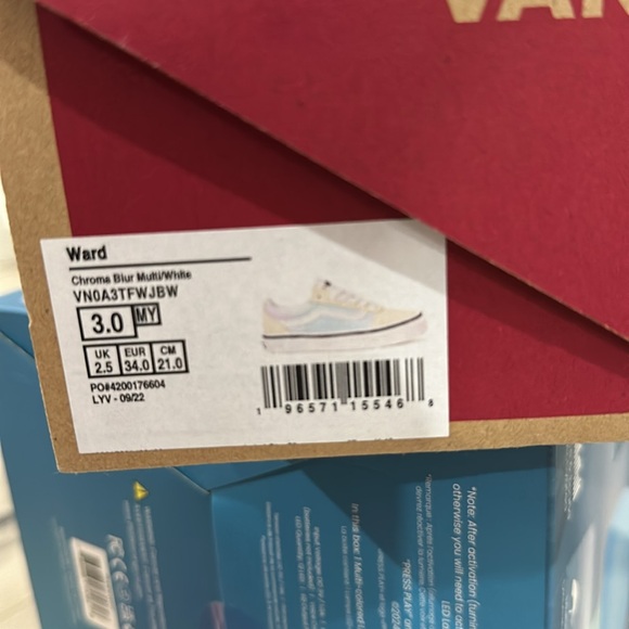 Vans girls shoes size 3 - Picture 4 of 5